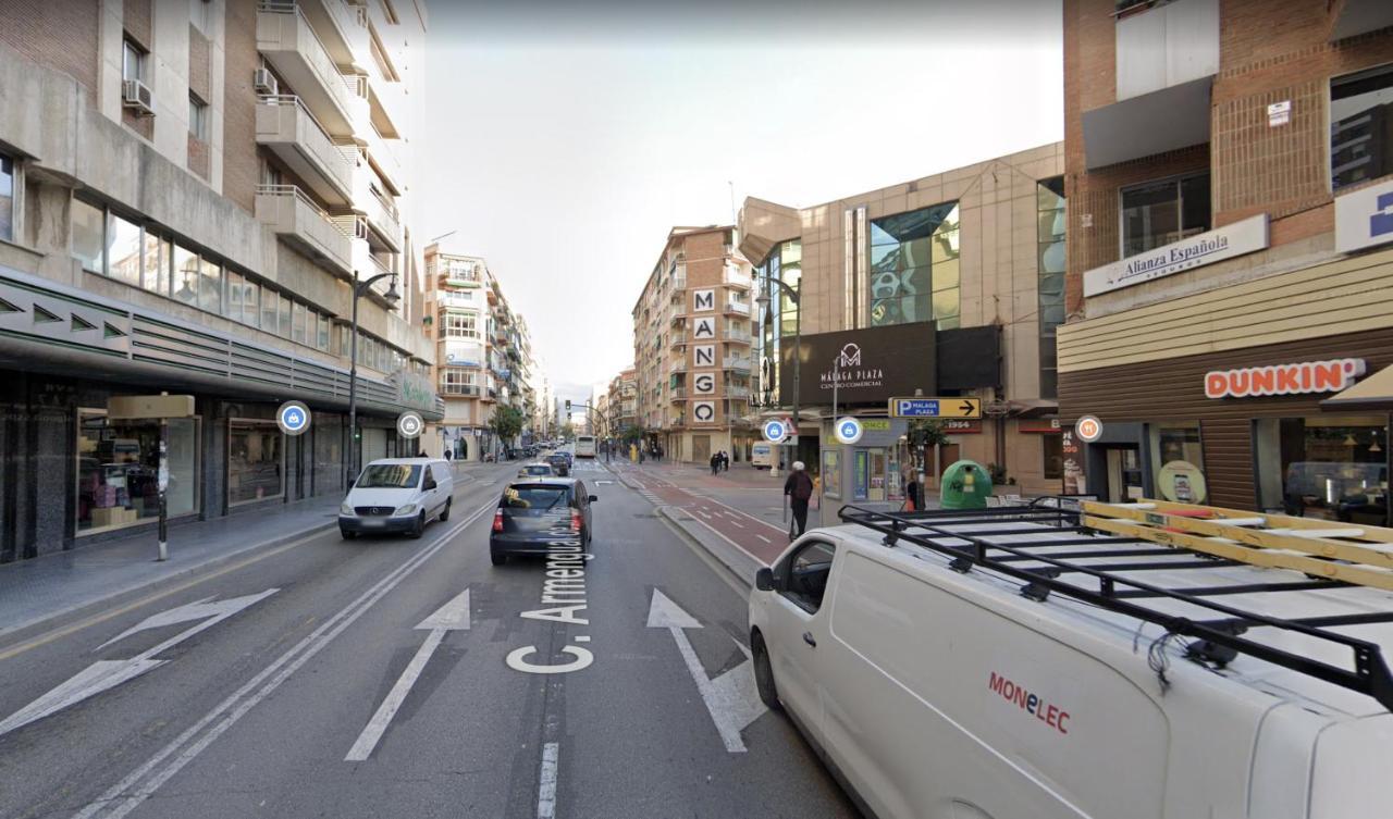 Holidays2Malaga 2 Bedroom Armengual De La Mota Close Shopping Center Kültér fotó