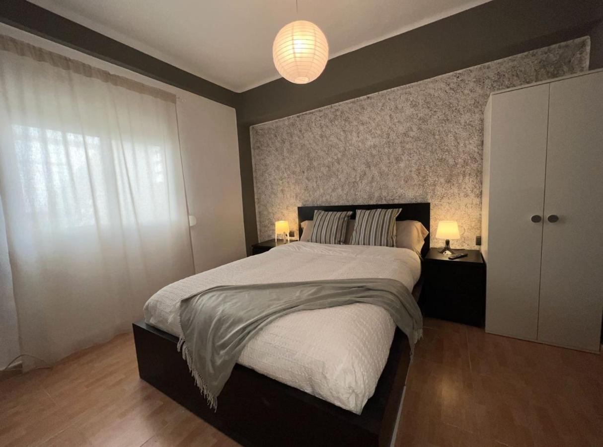 Holidays2Malaga 2 Bedroom Armengual De La Mota Close Shopping Center Kültér fotó